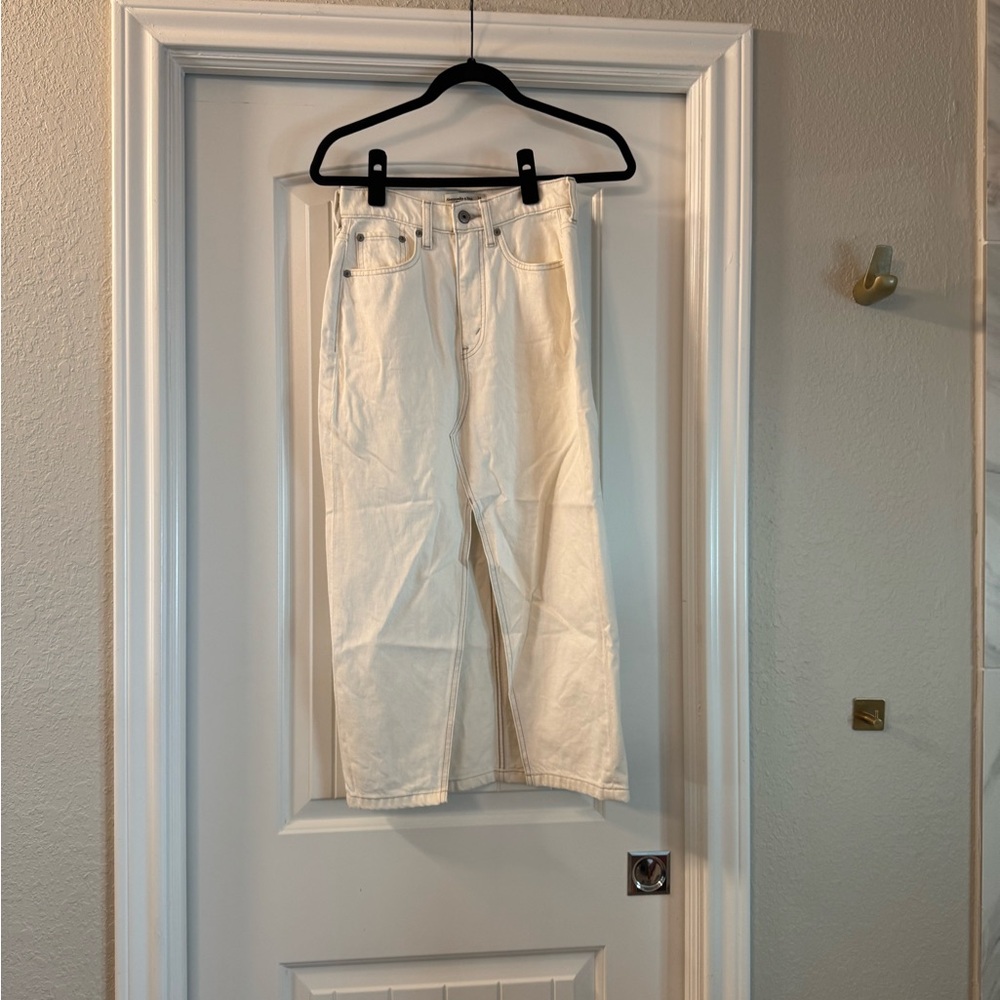 Abercrombie & Fitch Cream Maxi Skirt